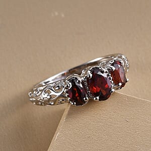D'Joy Mozambique Garnet 3 Stone Ring in Platinum Over Sterling Silver 1.10 ctw (Size 7.0)