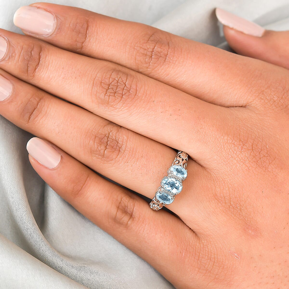 D'Joy Mangoro Aquamarine 3 Stone Ring in Platinum Over Sterling Silver 0.85 ctw (Size 9.0) image number 2