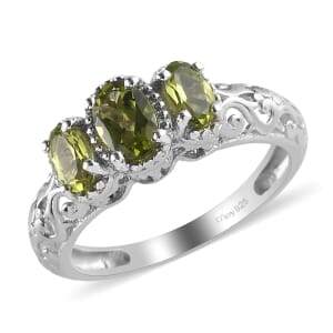 D'Joy Arizona Peridot 1.00 ctw 3 Stone Ring in Platinum Over Sterling Silver (Size 10.0)