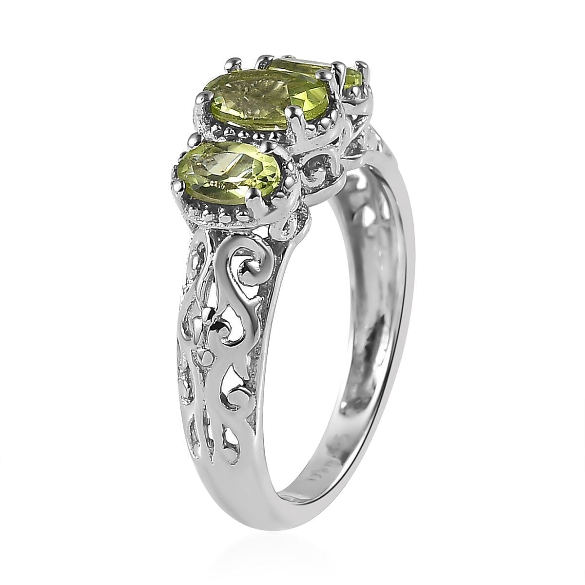 D'Joy Arizona Peridot 1.00 ctw 3 Stone Ring in Platinum Over Sterling Silver (Size 8.0) image number 3