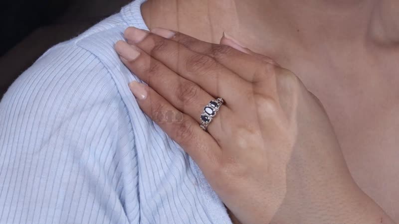 D'Joy Madagascar Blue Sapphire (DF) 3 Stone Ring in Platinum Over Sterling Silver (Size 10.0) 1.25 ctw