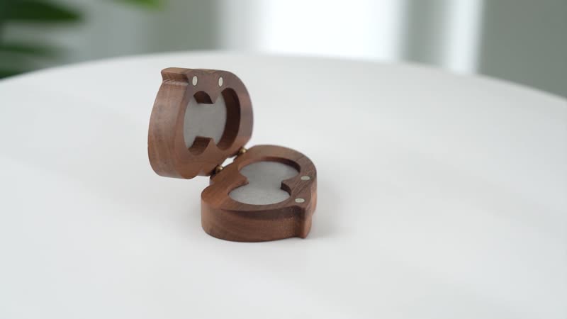 Double Heart Shape Walnut Jewelry Ring Box - Brown