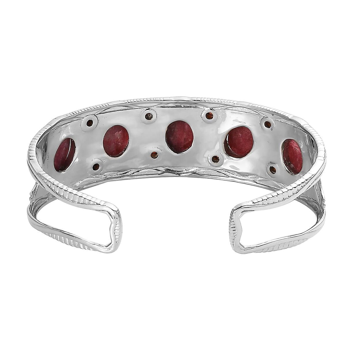 Karis Norwegian Thulite and Mozambique Garnet Cuff Bracelet in Platinum bond (7.25 In) 18.80 ctw image number 4