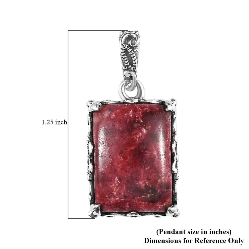 D'Joy Artisan Crafted Norwegian Thulite Solitaire Pendant in Sterling Silver 19.00 ctw