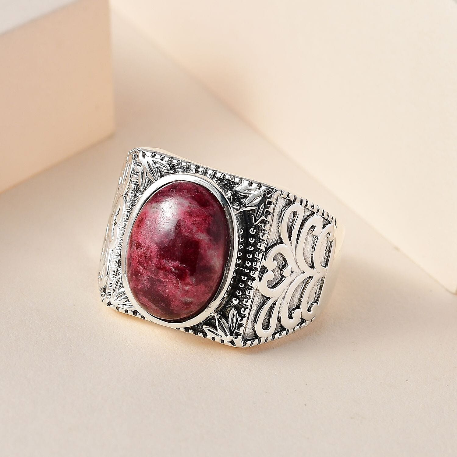 Artisan Crafted Norwegian Thulite Men's Ring in Sterling Silver (Size 10.0) 7.15 ctw