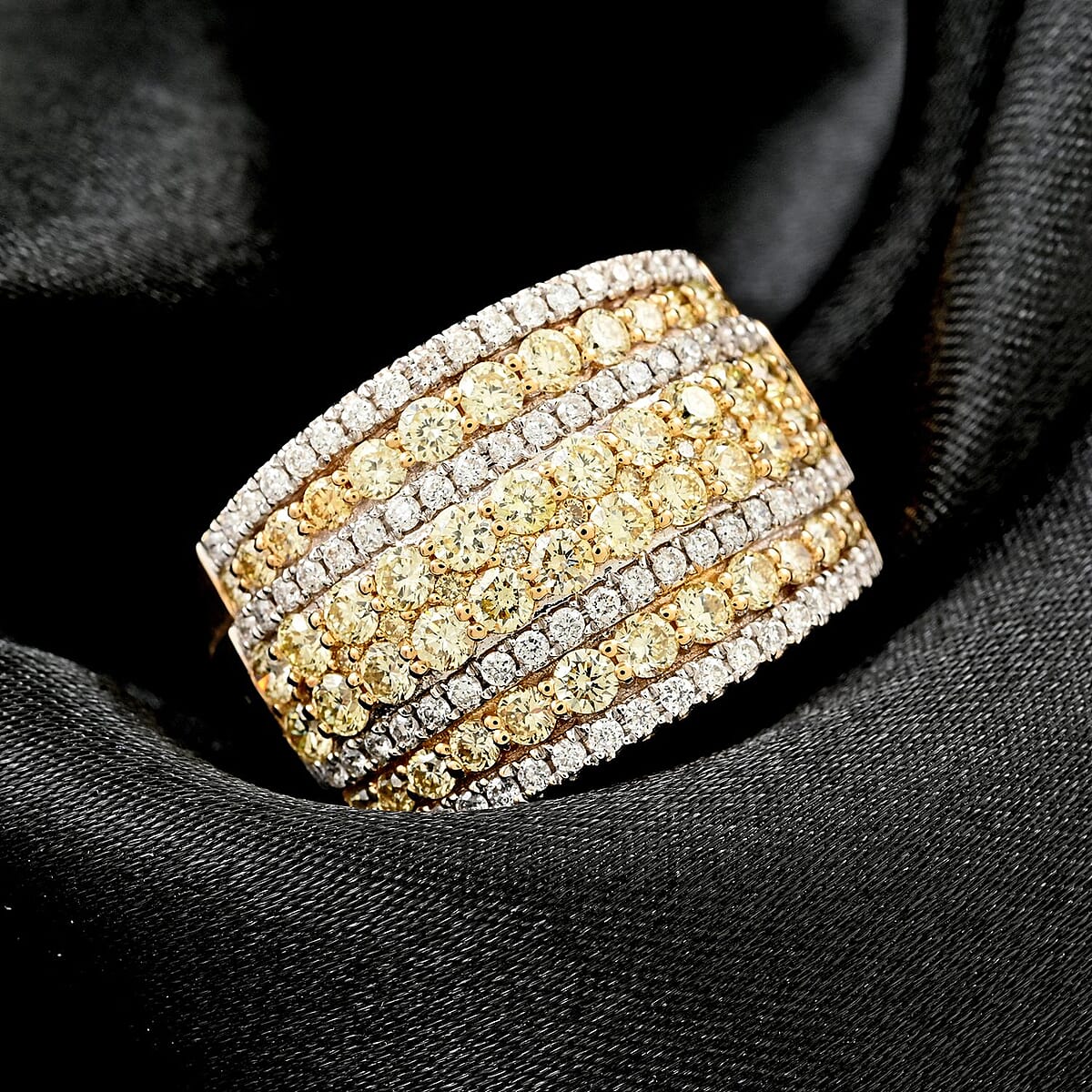 14K Yellow Gold Natural White and Yellow Diamond I1-SI Cluster Ring (Size 5.0) 7.50 Grams 2.00 ctw image number 1
