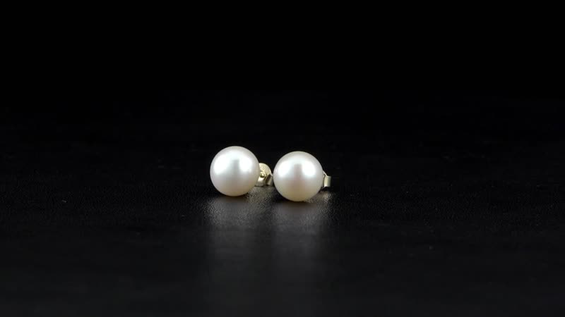 10K Yellow Gold White Edison Pearl Solitaire Stud Earrings