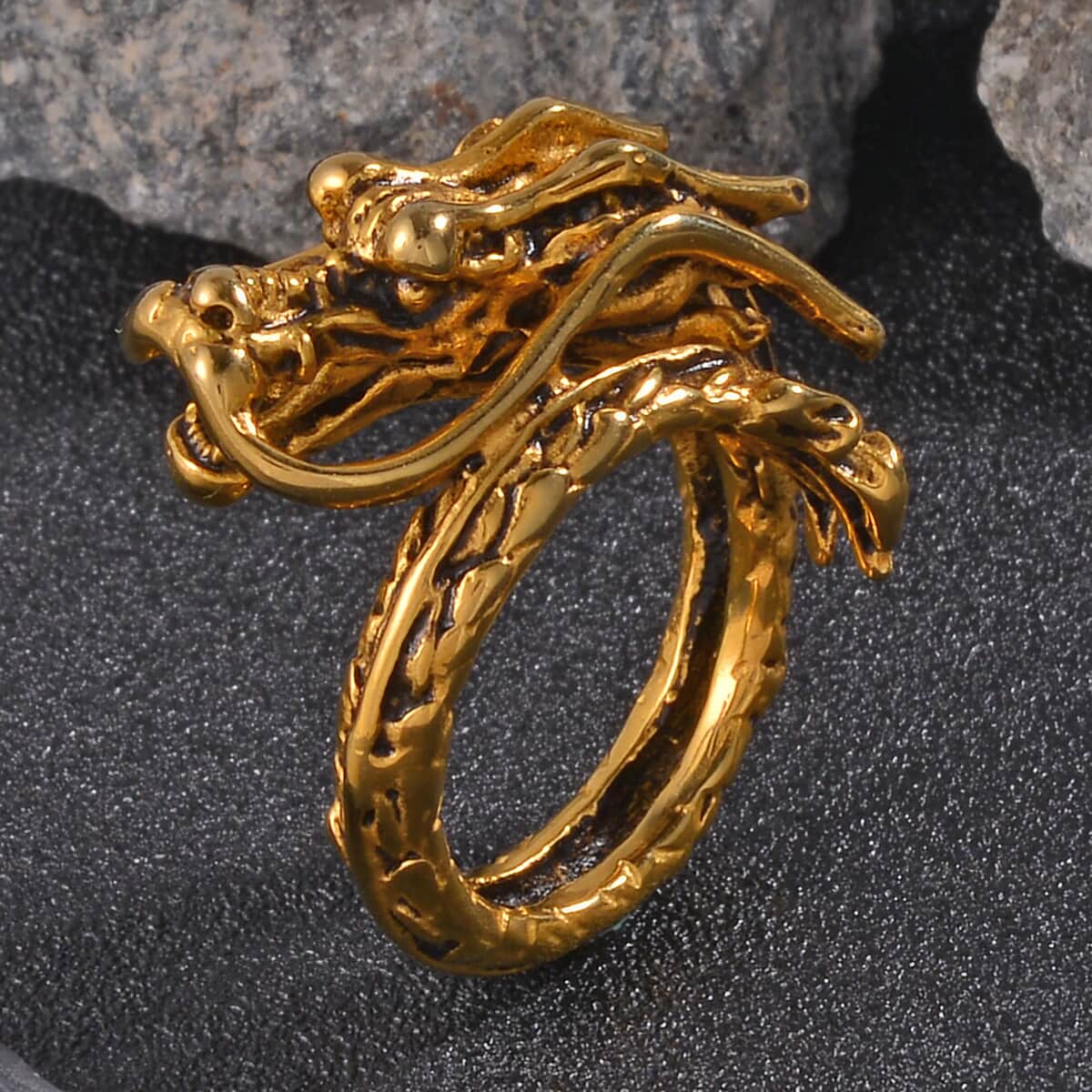 Dragon Men's Ring in ION Plated YG Stainless Steel (Size 10.0) image number 1