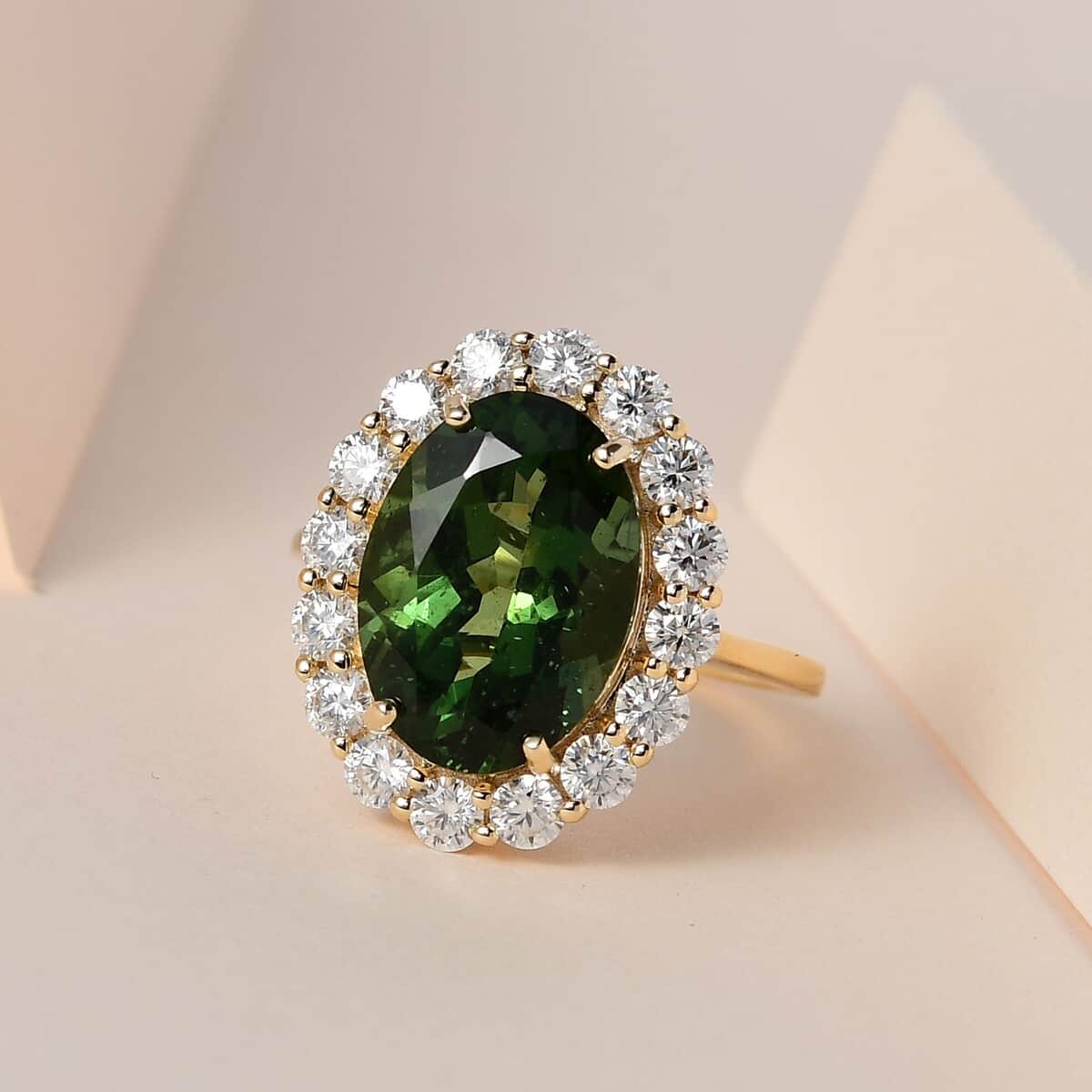 Luxoro 10K Yellow Gold Premium Tanzanian Natural Green Apatite and Moissanite Halo Ring (Size 6.0) 7.00 ctw image number 1