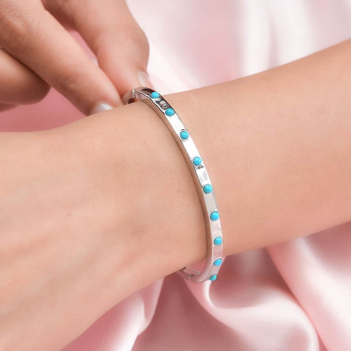 Sleeping Beauty Turquoise Bangle Bracelet in Stainless Steel (7.25 In) 0.65 ctw image number 2