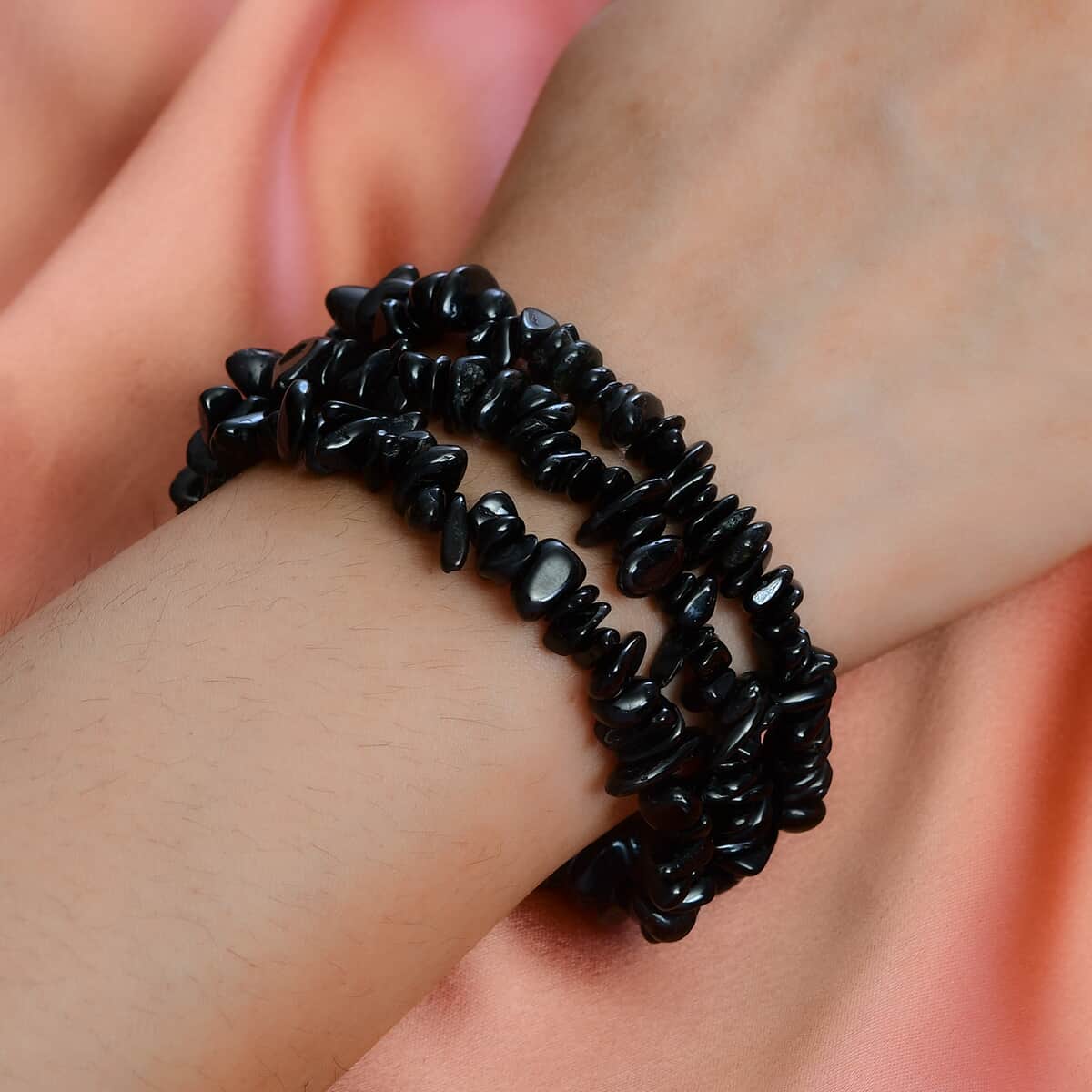 Black Tourmaline Chips 3 Row Bracelet in Sterling Silver (7.25 In) 207.00 ctw image number 2