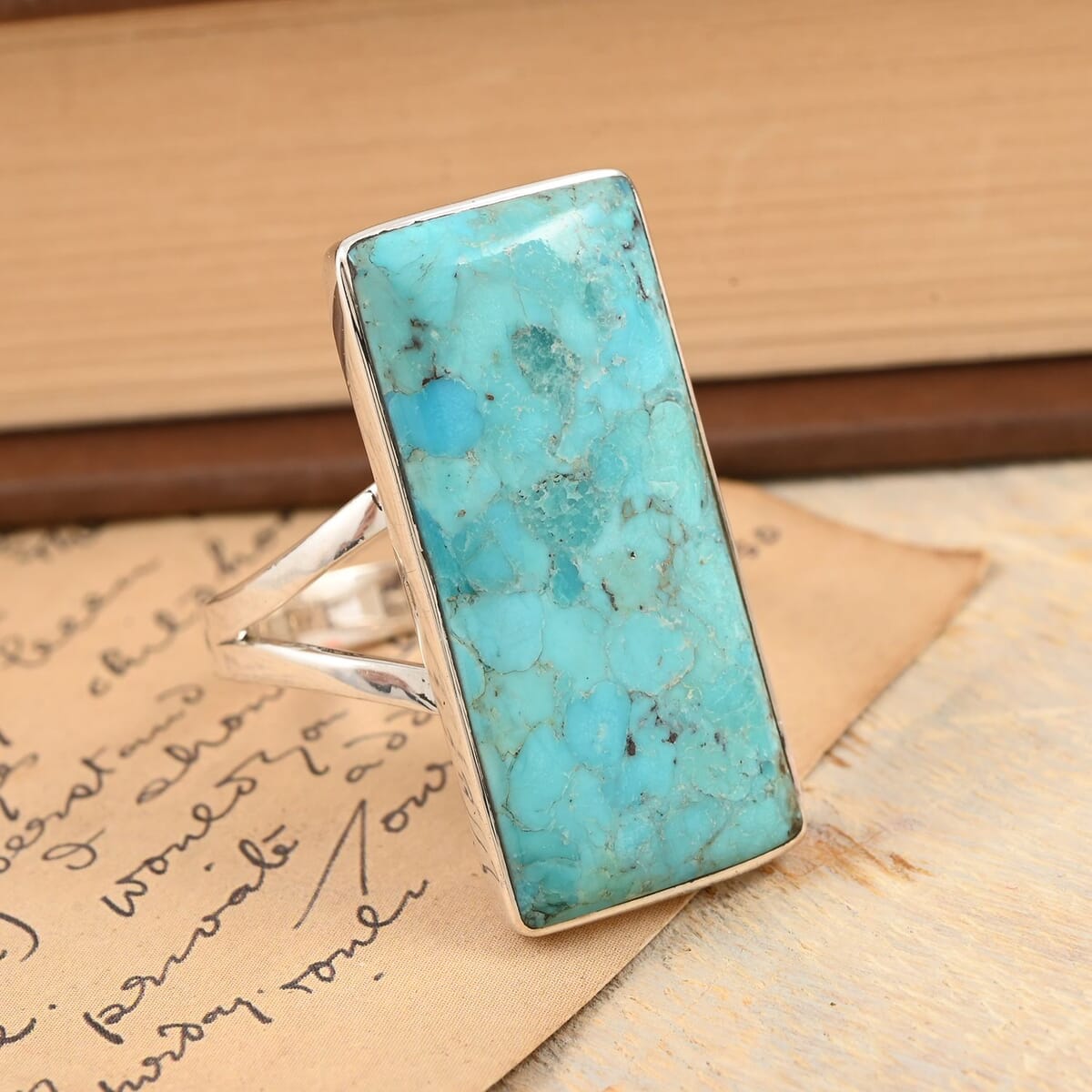 Santa Fe Style Kingman Turquoise Ring in Sterling Silver 10.50 ctw image number 1