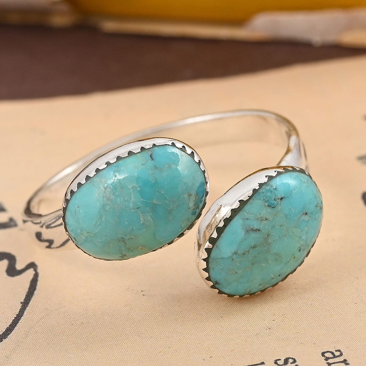 Santa Fe Style Kingman Turquoise Ring in Sterling Silver 2.00 ctw image number 1