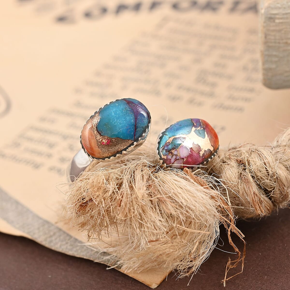 Santa Fe Style Rainbow Turquoise Ring in Sterling Silver (Size 6.0) 2.00 ctw image number 1