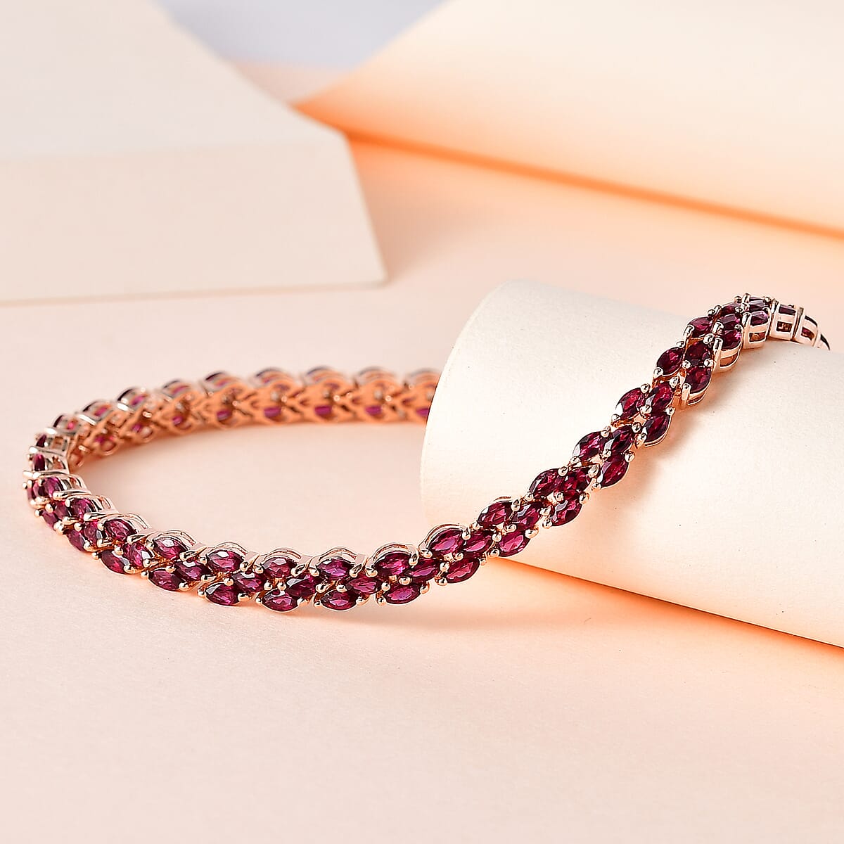 Anthill Garnet Bracelet in Vermeil Rose Gold Over Sterling Silver (8.00 In) 10.00 ctw image number 1