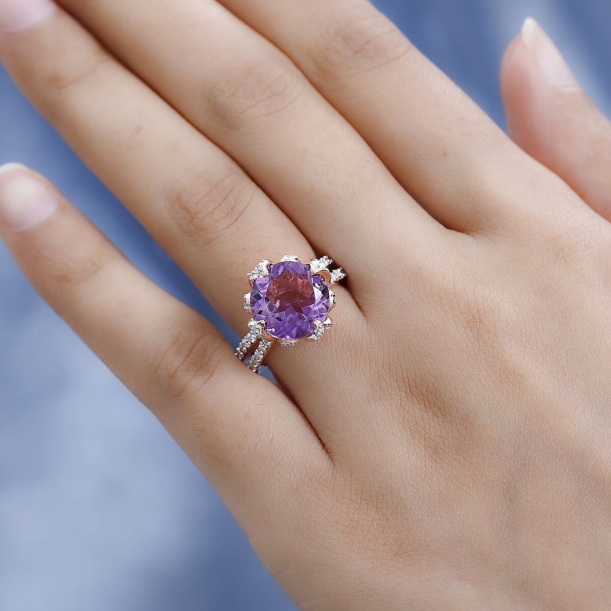 Rose De France Amethyst and Moissanite Ring in Vermeil Rose Gold Over Sterling Silver (Size 6.0) 7.00 ctw image number 2