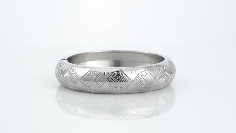 Dome Bangle Bracelet Silvertone (7.00 In)