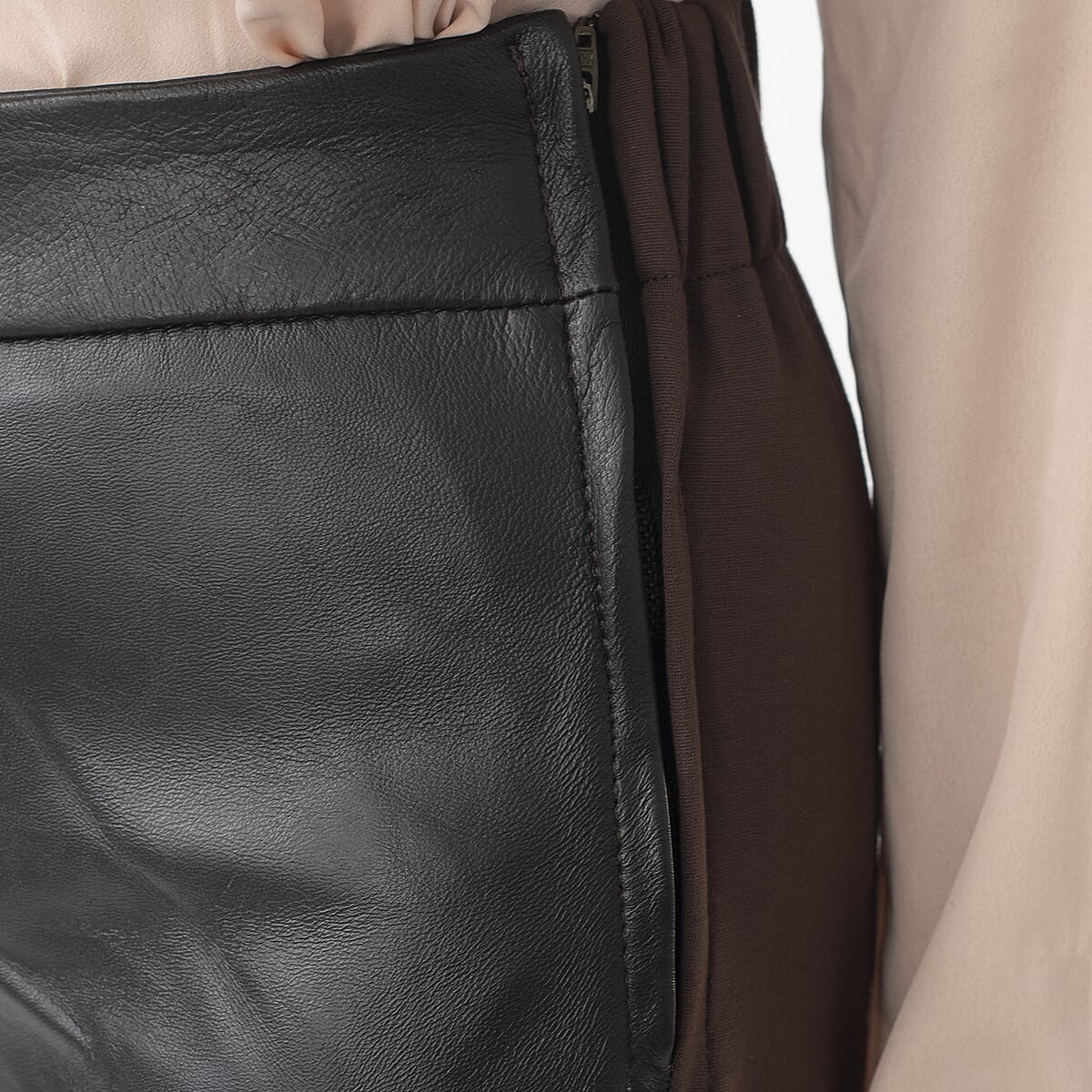 LA Marey Chocolate Genuine Lamb Leather With Back Ponte Knit Legging - M image number 4