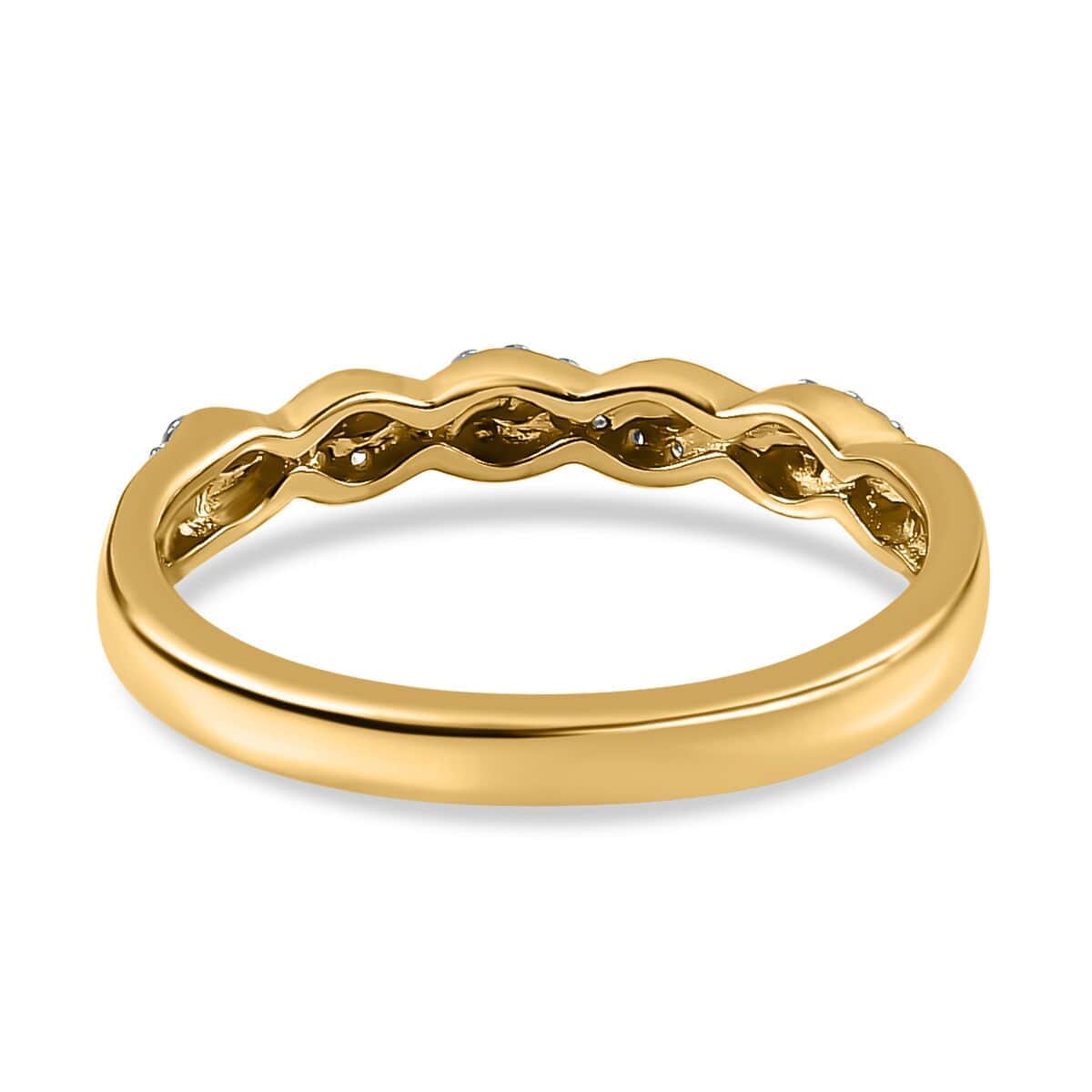 Iliana 18K Yellow Gold Diamond G-H SI1 Forever Love Twisted Band Ring (Size 7.0) 0.10 ctw image number 4