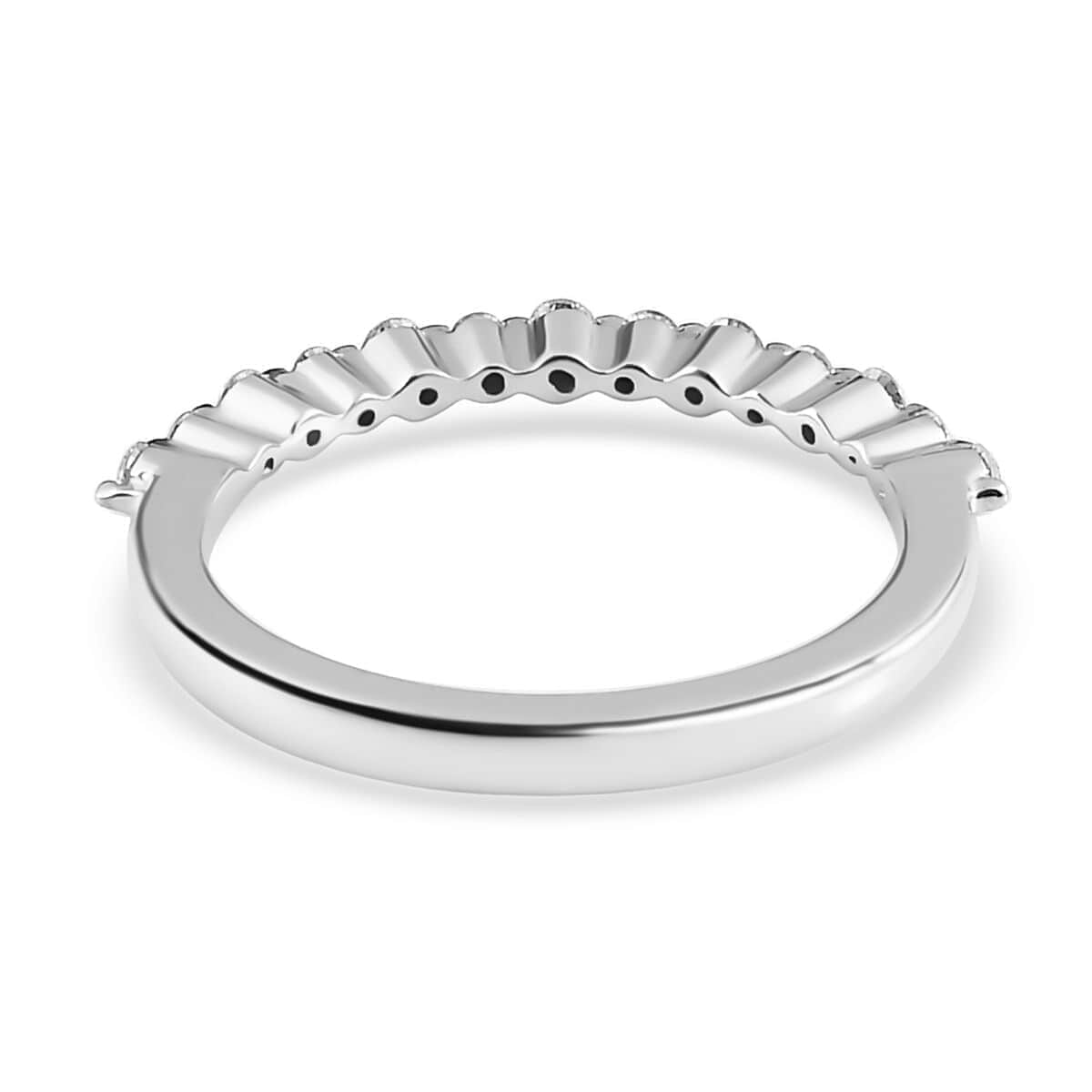 Iliana 18K White Gold G-H SI1 White Diamond Band Ring (Size 6.0) 2.65 Grams 0.25 ctw image number 4