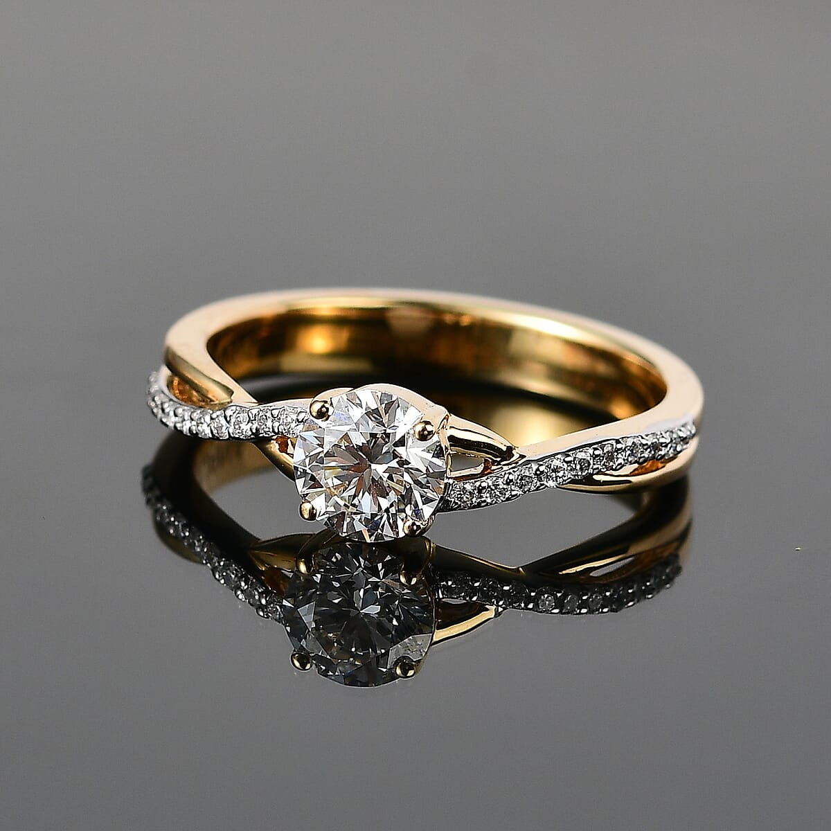 Iliana 18K Yellow Gold G-H SI1 Diamond Criss Cross Ring (Size 9.0) 3.95 Grams 0.75 ctw image number 2