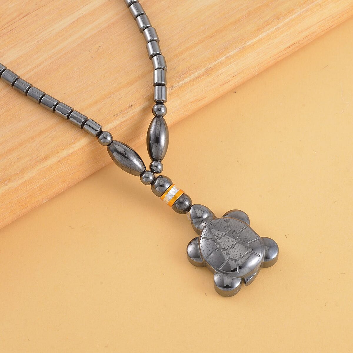 Hematite Turtle Pendant with Beaded Necklace 20 Inches in Dualtone 110.00 ctw image number 1