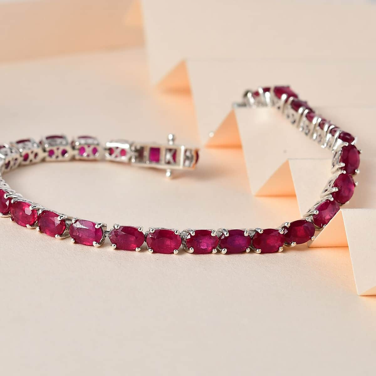 Niassa Ruby (FF) Tennis Bracelet in Platinum Over Sterling Silver (8.00 In) 24.65 ctw image number 1