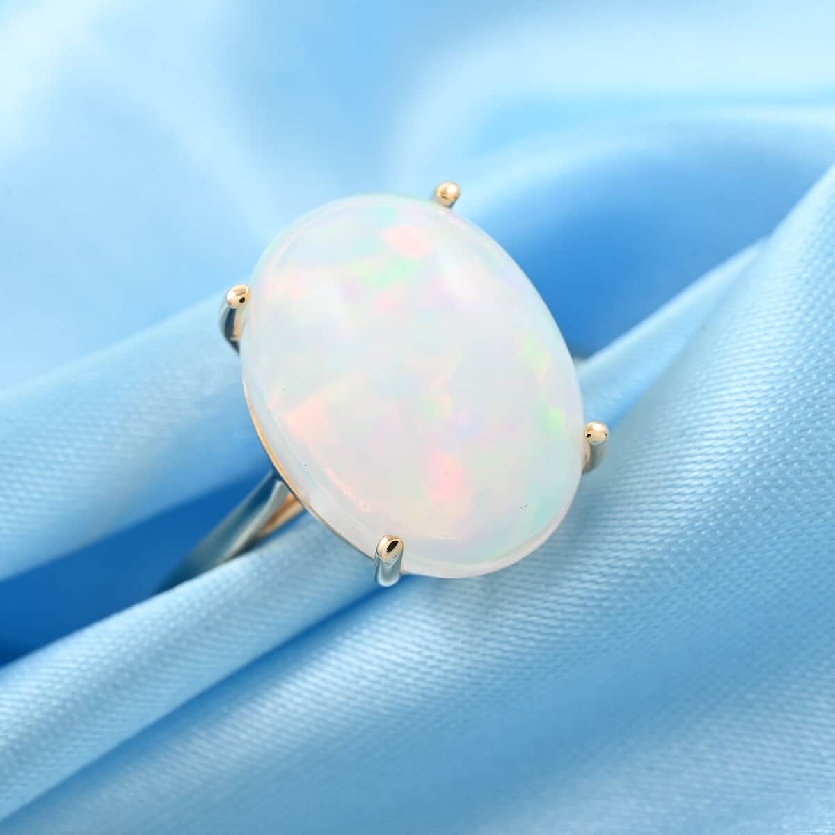 Certified and Appraised Luxoro 10K Yellow Gold AAA Ethiopian Welo Opal Solitaire Ring (Size 9.0) 6.85 ctw image number 1