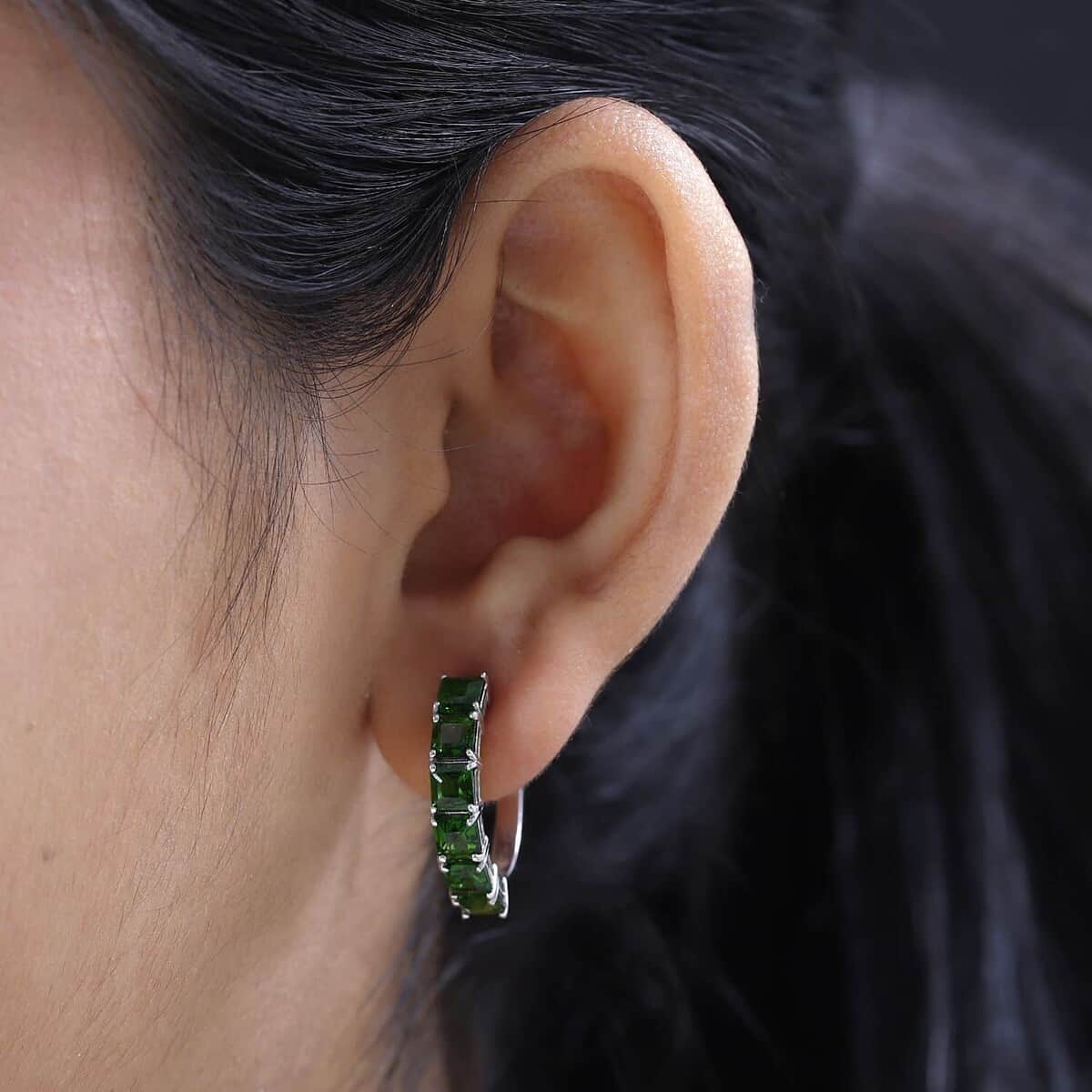 Chrome Diopside Hoop Earrings in Platinum Over Sterling Silver 4.50 ctw image number 2