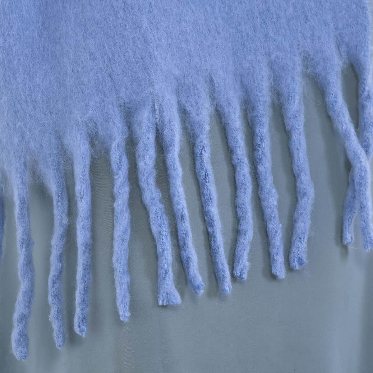 Blue Solid Color Scarf with Tassels image number 4