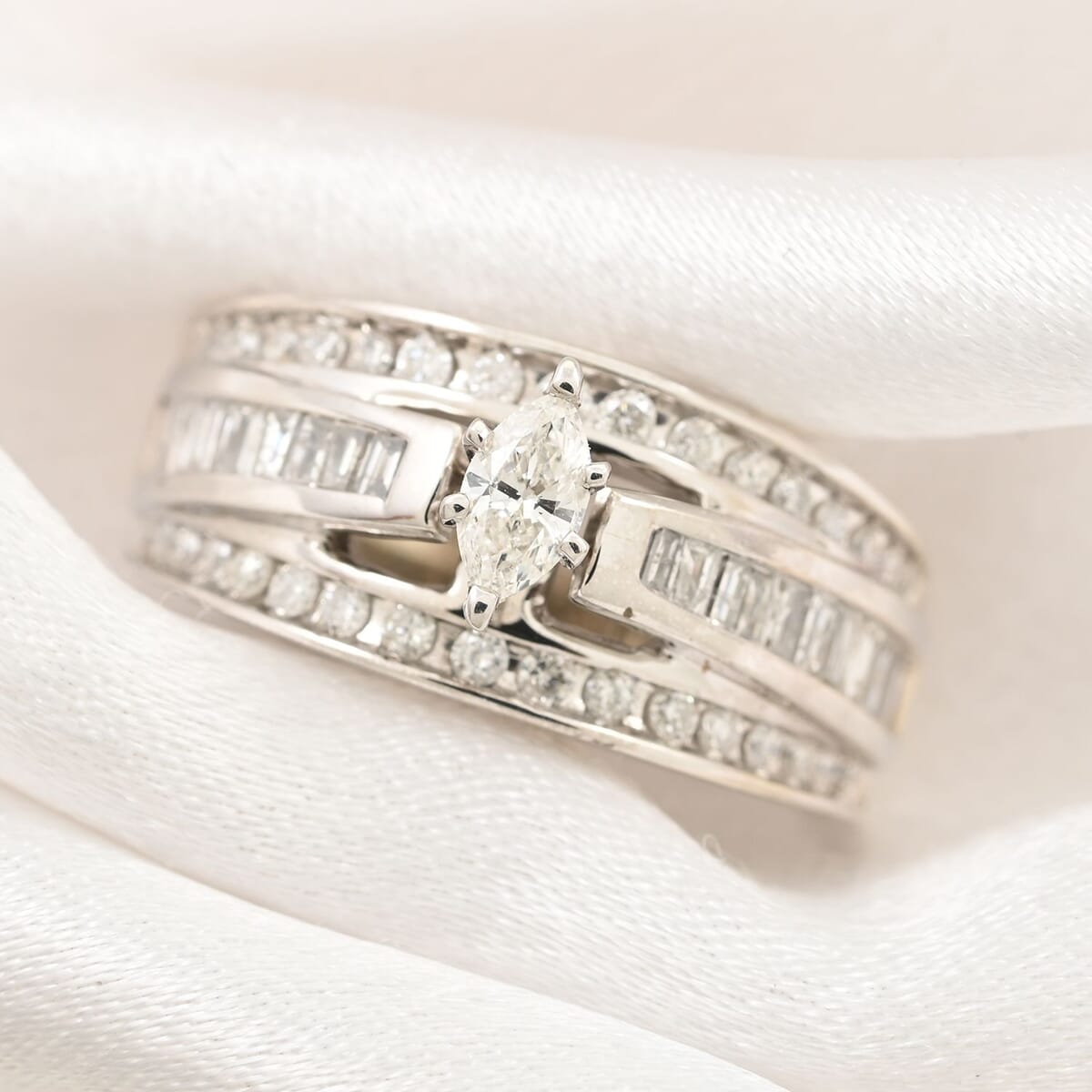 10K White Gold I1-SI Diamond Ring (Size 6.0) 4.80 Grams 1.00 ctw image number 1