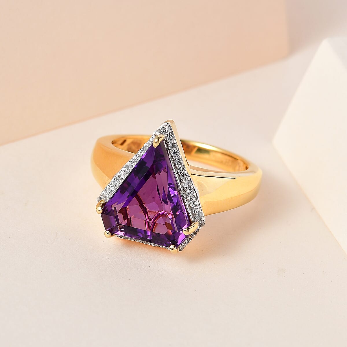 Amethyst and White Zircon Men's Ring in Vermeil Yellow Gold Over Sterling Silver (Size 10.0) 7.35 ctw image number 1