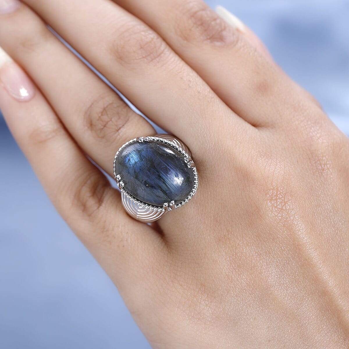 Karis Malagasy Labradorite Solitaire Ring in Platinum Bond (Size 10.0) 16.00 ctw image number 2