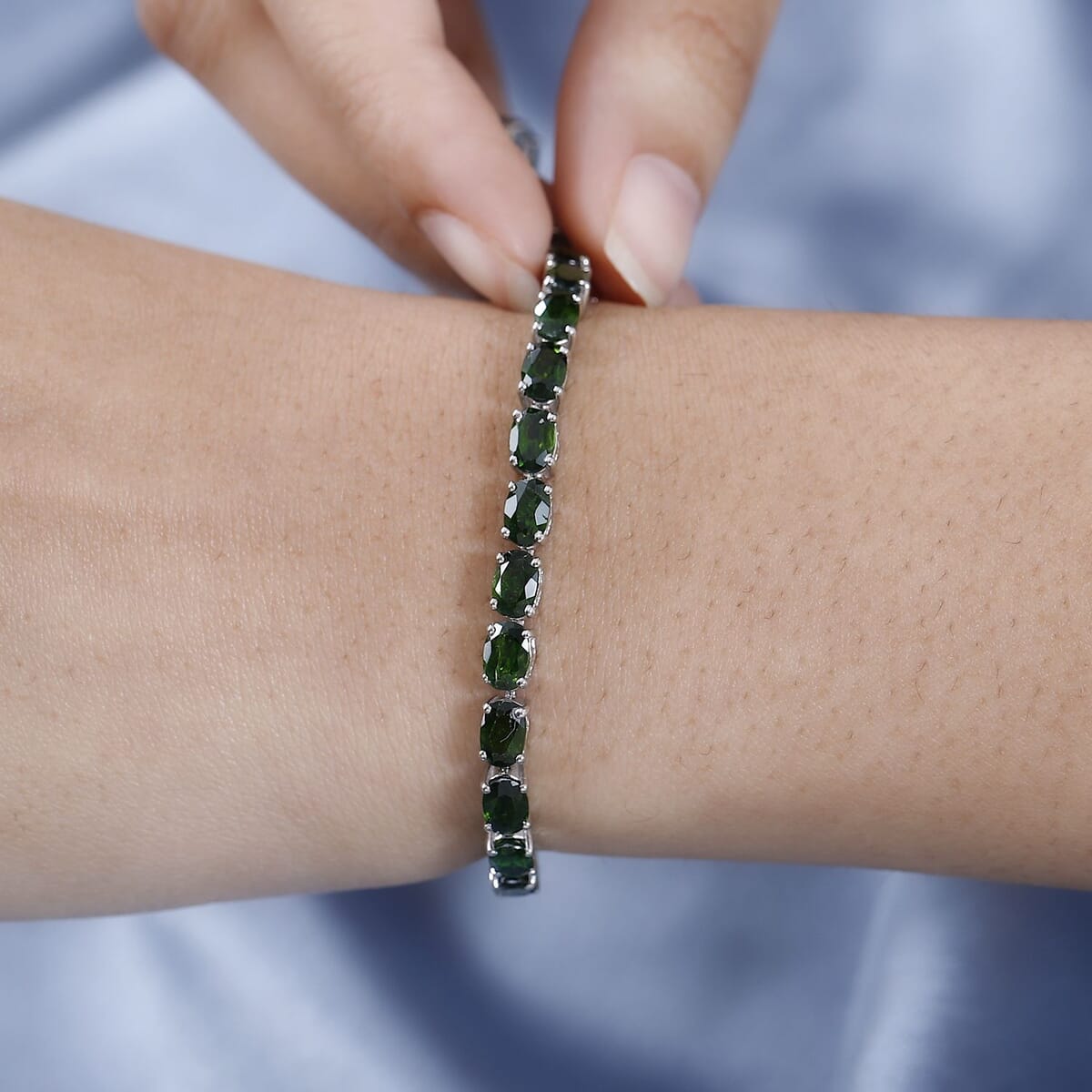 Chrome Diopside Tennis Bracelet in Platinum Over Sterling Silver (6.50 In) 11.10 ctw image number 2