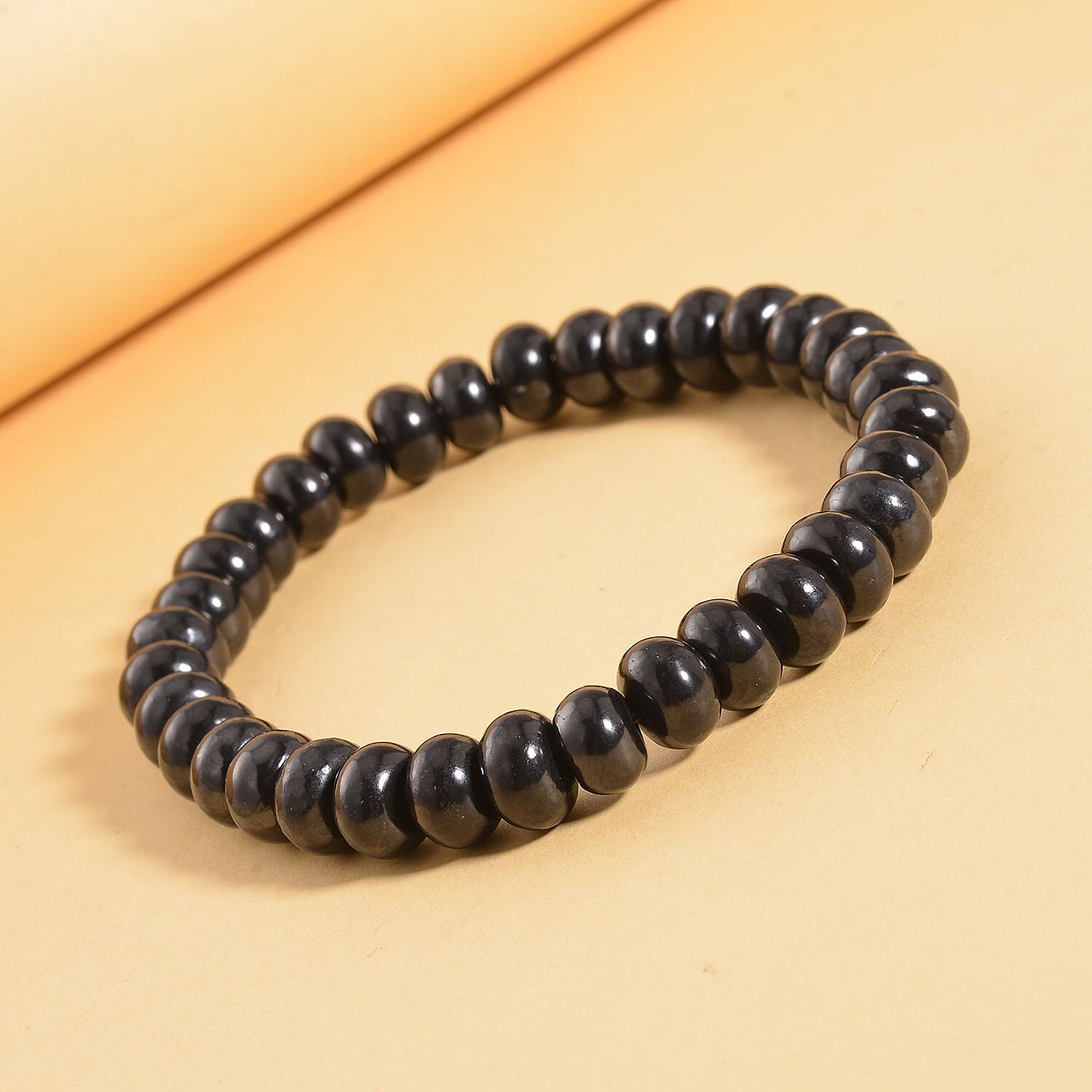 Round - Product card gallery slide 2 (10144921551131)