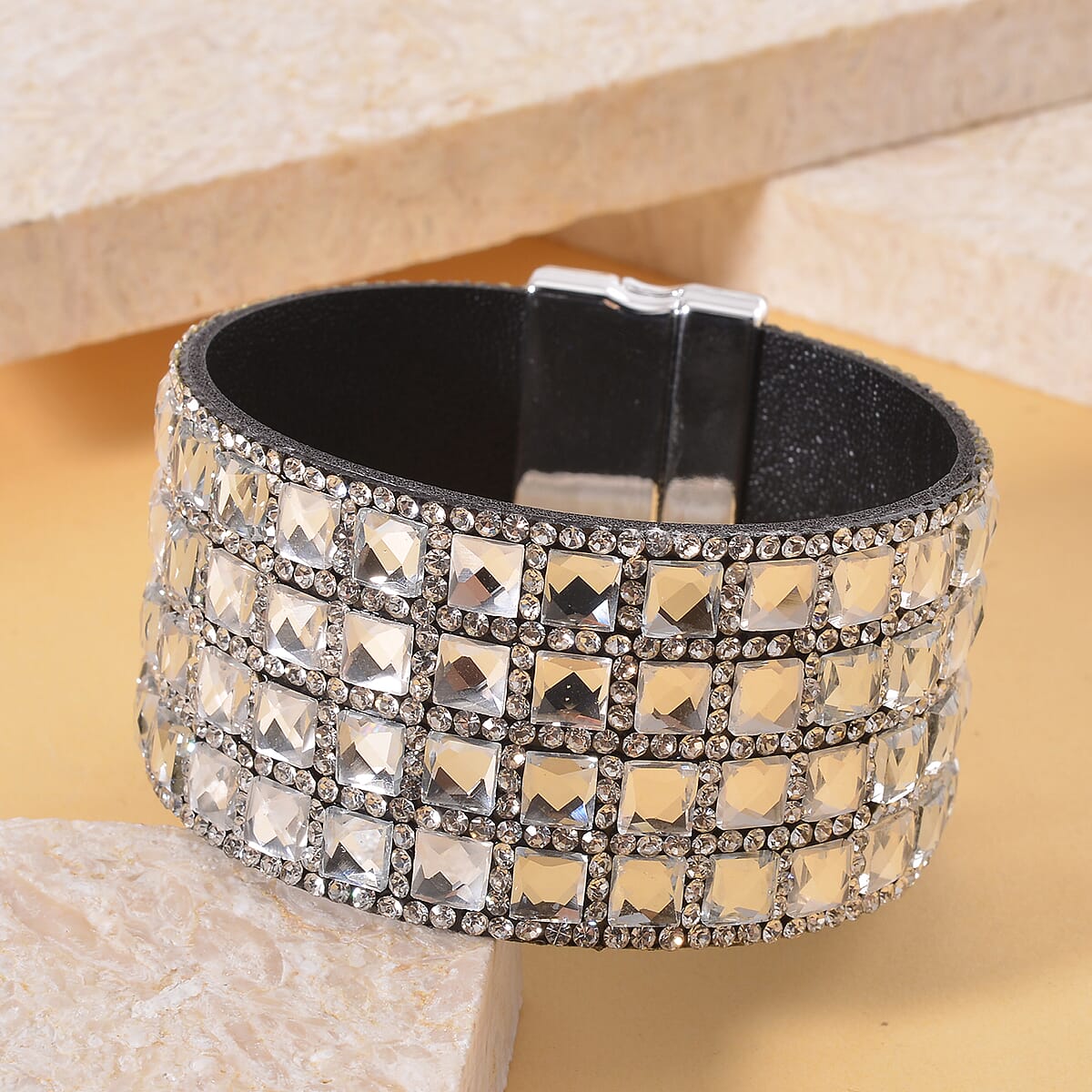 Austrian Crystal and White Glass Bracelet in Silvertone (7.50 In) image number 1