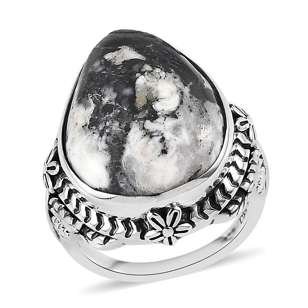 Artisan Crafted White Buffalo Solitaire Ring in Sterling Silver (Size 6.0) 15.25 ctw image number 0
