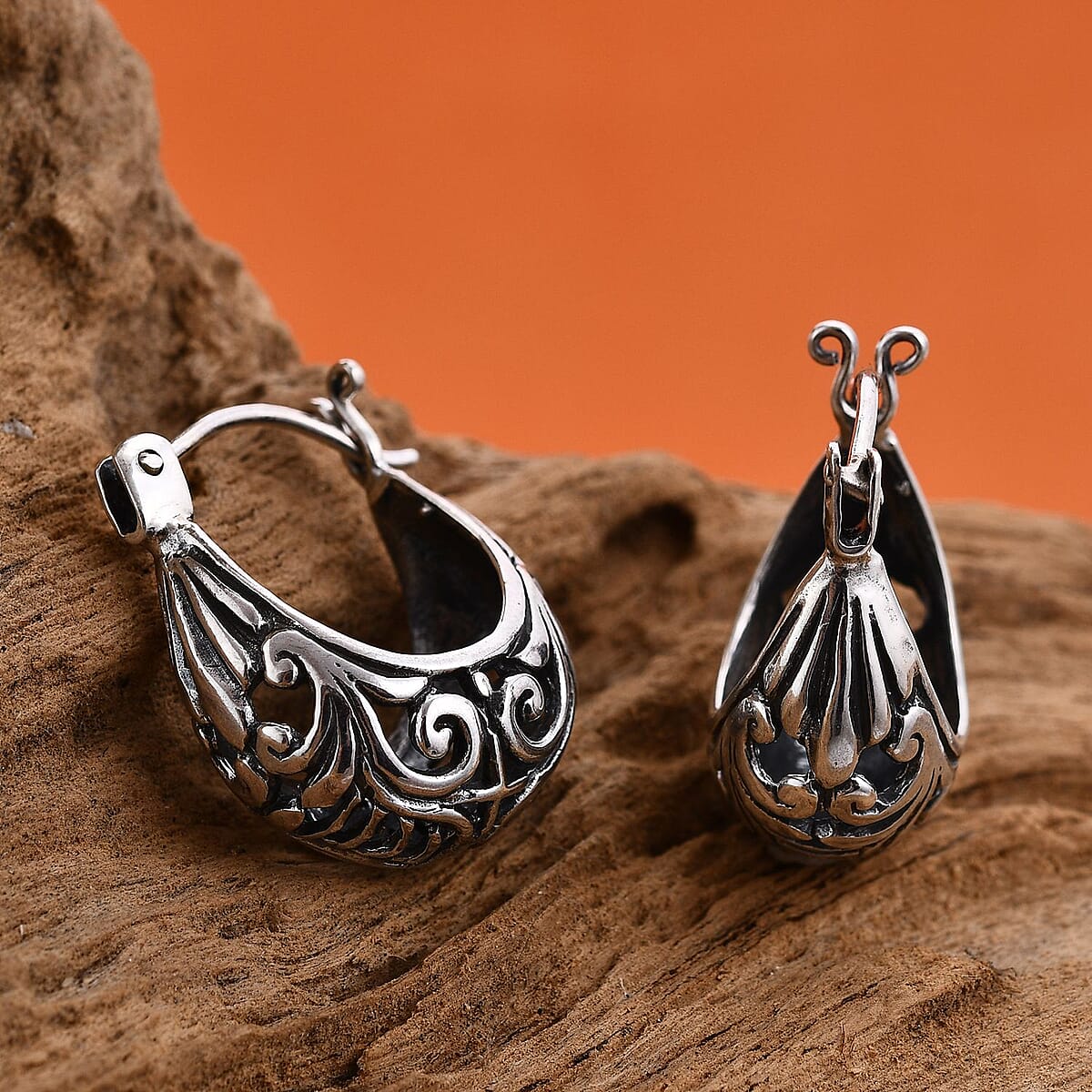 Bali Legacy Sterling Silver Hoop Earrings 5.25 Grams image number 1