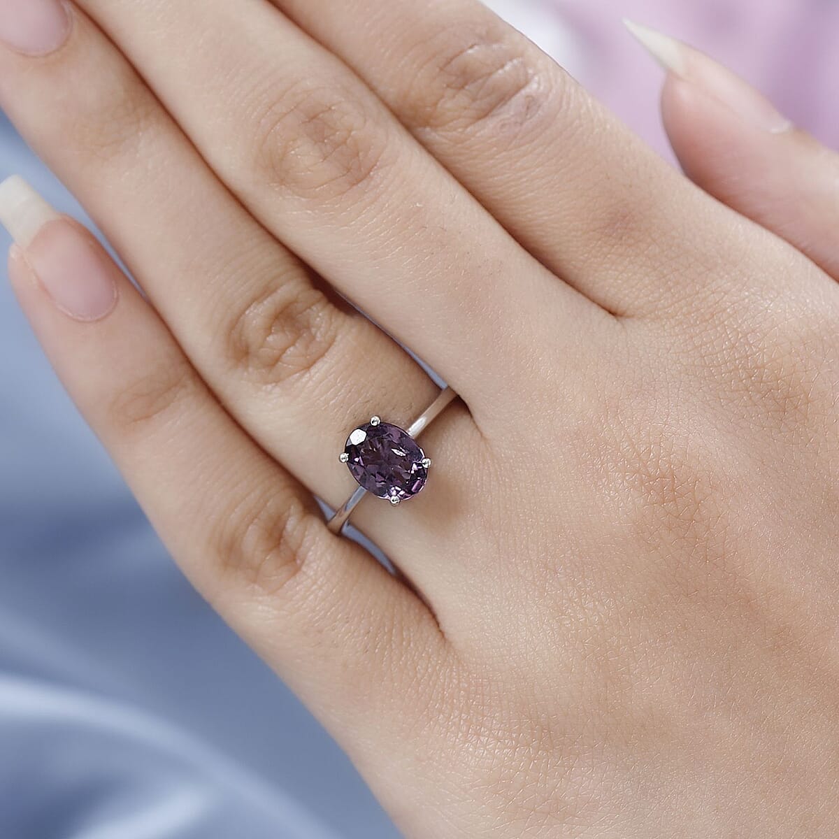 Luxoro 10K White Gold Premium Narsipatnam Purple Spinel Solitaire Ring 2.50 ctw image number 2