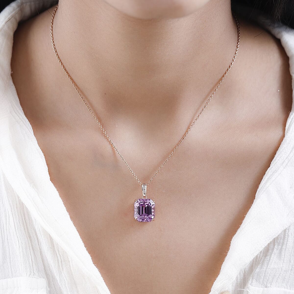 Iliana 18K Rose Gold AAAA Patroke Kunzite, Diamond (G-H, SI) Pendant 14.60 ctw image number 2
