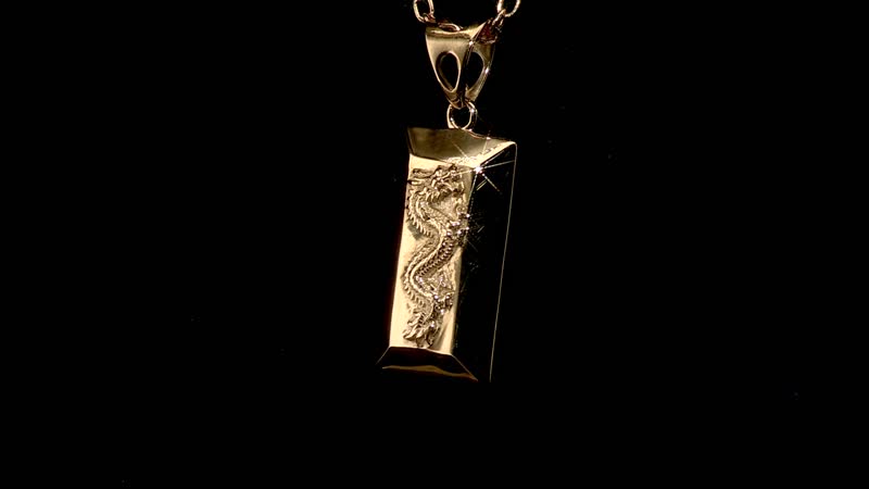 20K Yellow Gold Dragon Bar Pendant 1.90 Grams