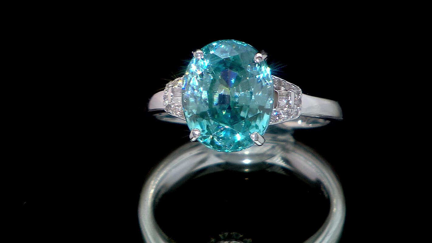 Luxoro 14K White Gold AAA Ratanakiri Blue Zircon and Diamond G-H I3 Ring 5.25 ctw