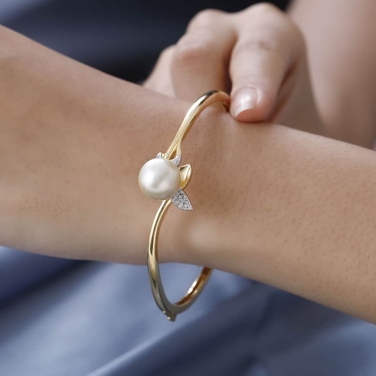 South Sea Golden Pearl and White Zircon Bangle Bracelet in Vermeil Yellow Gold Over Sterling Silver (7.25 In) 0.25 ctw image number 2