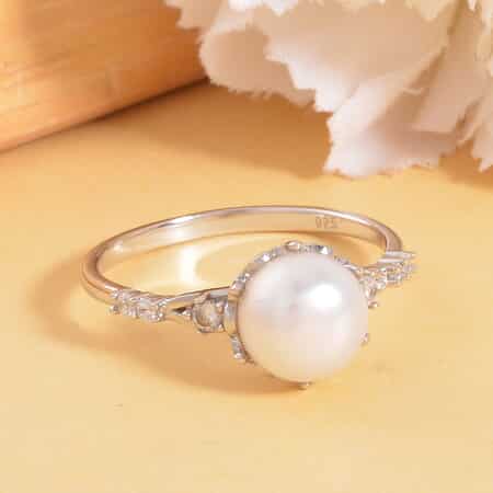 Style Spotlight: Cultured Pearl Engagement Rings