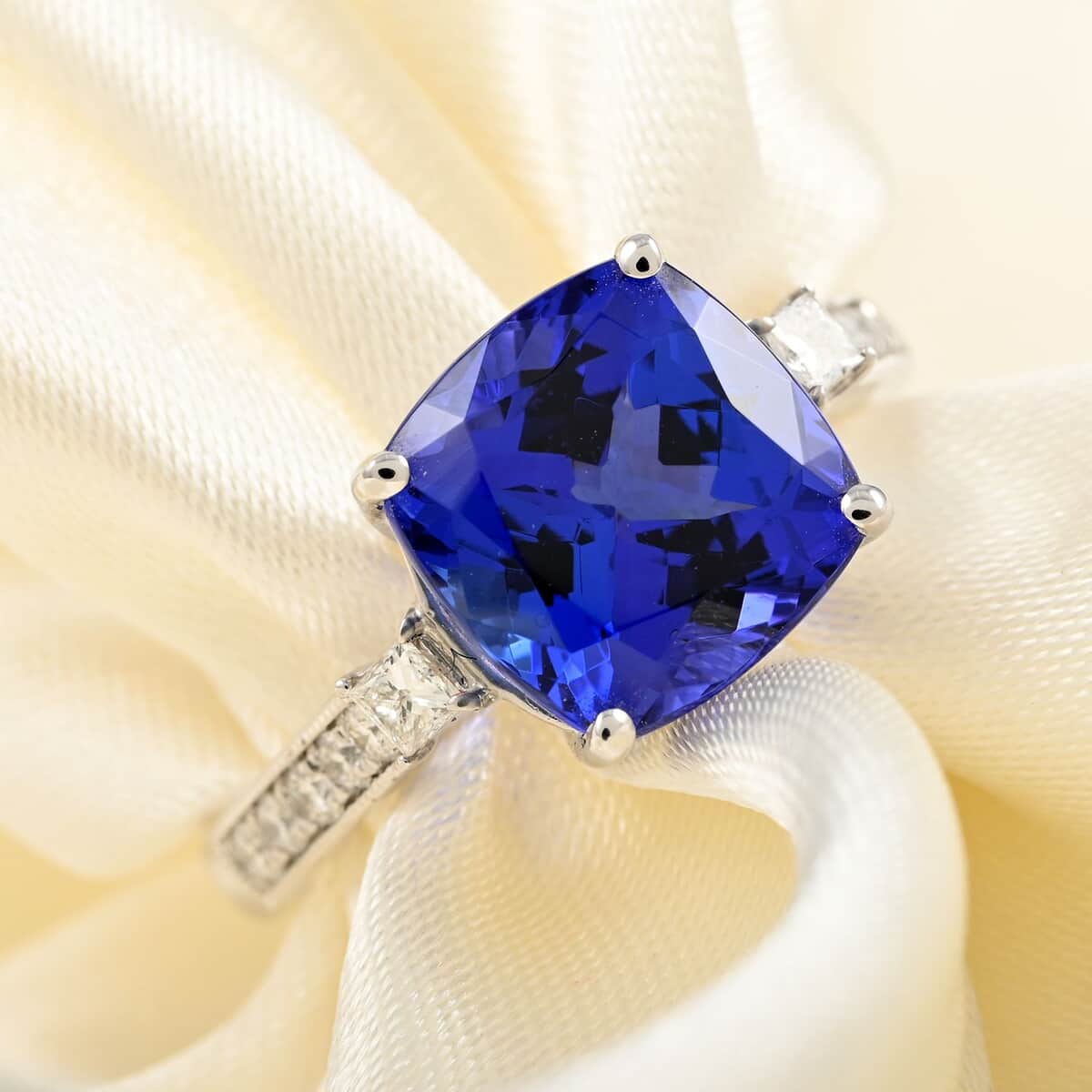 Certified and Appraised Rhapsody 950 Platinum AAAA Tanzanite and E-F VS Diamond Ring (Size 7.0) 5.20 Grams 3.75 ctw image number 1