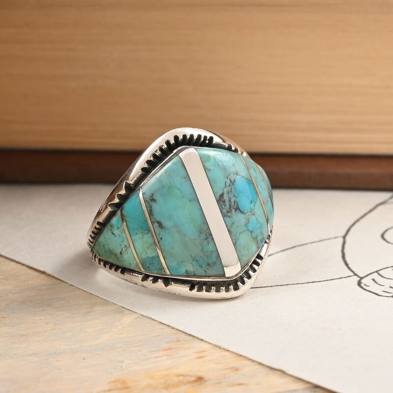 Santa Fe Style Kingman Turquoise Ring in Sterling Silver (Size 10.0) 6.00 ctw