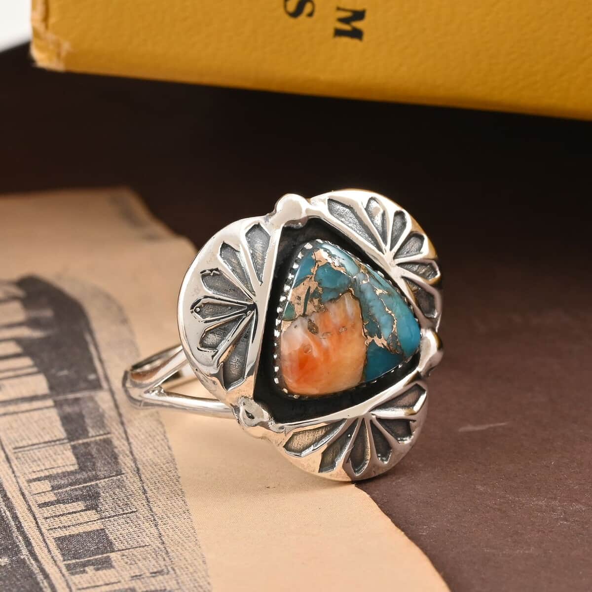 Santa Fe Style Spiny Turquoise Solitaire Ring in Sterling Silver (Size 10.0) 3.50 ctw image number 1