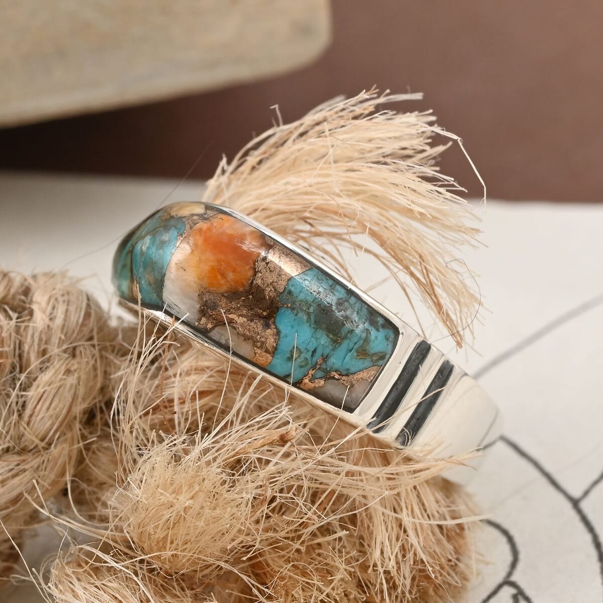 Santa Fe Style Spiny Turquoise Ring in Sterling Silver (Size 8.0) 4.50 ctw image number 1