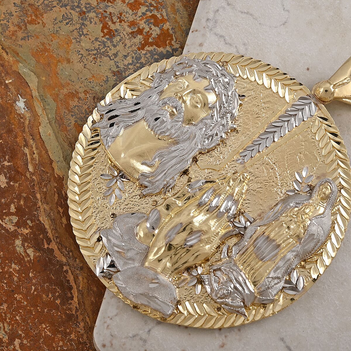 Made in America 10K Yellow and White Gold Praying Hands Pendant 35.5 Grams image number 1