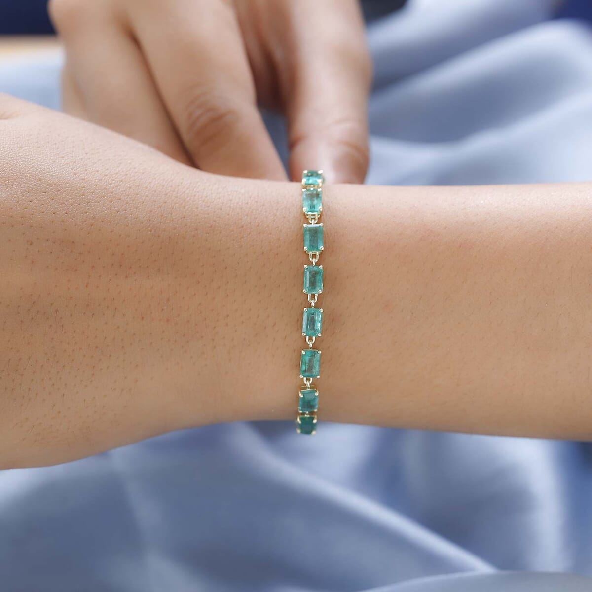 Luxoro 10K Yellow Gold AAA Kagem Zambian Emerald Link Bracelet (7.25 In) 12.00 ctw image number 2